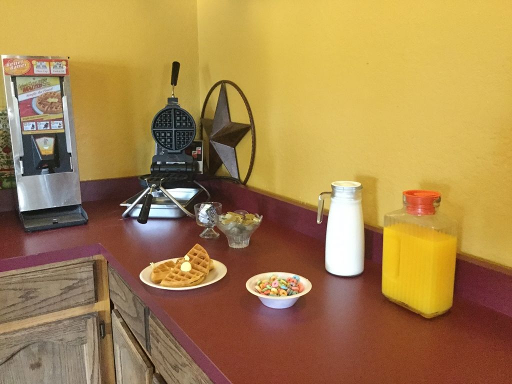 Rodeway Inn Benton Facilities photo